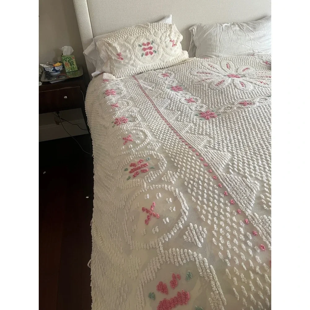 Vintage Chenille Bedspread Pink Fringe 3pc Set Cottage Farmhouse KIng/Queen